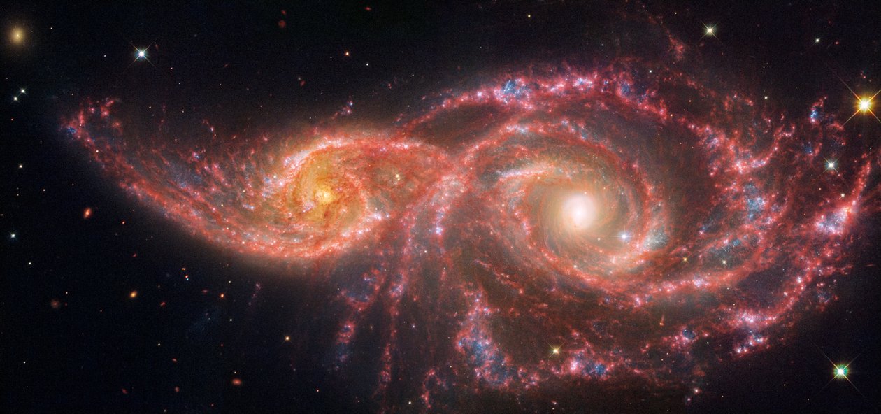 Hubble examine une paire de galaxies - James Webb Space Telescope (NASA)