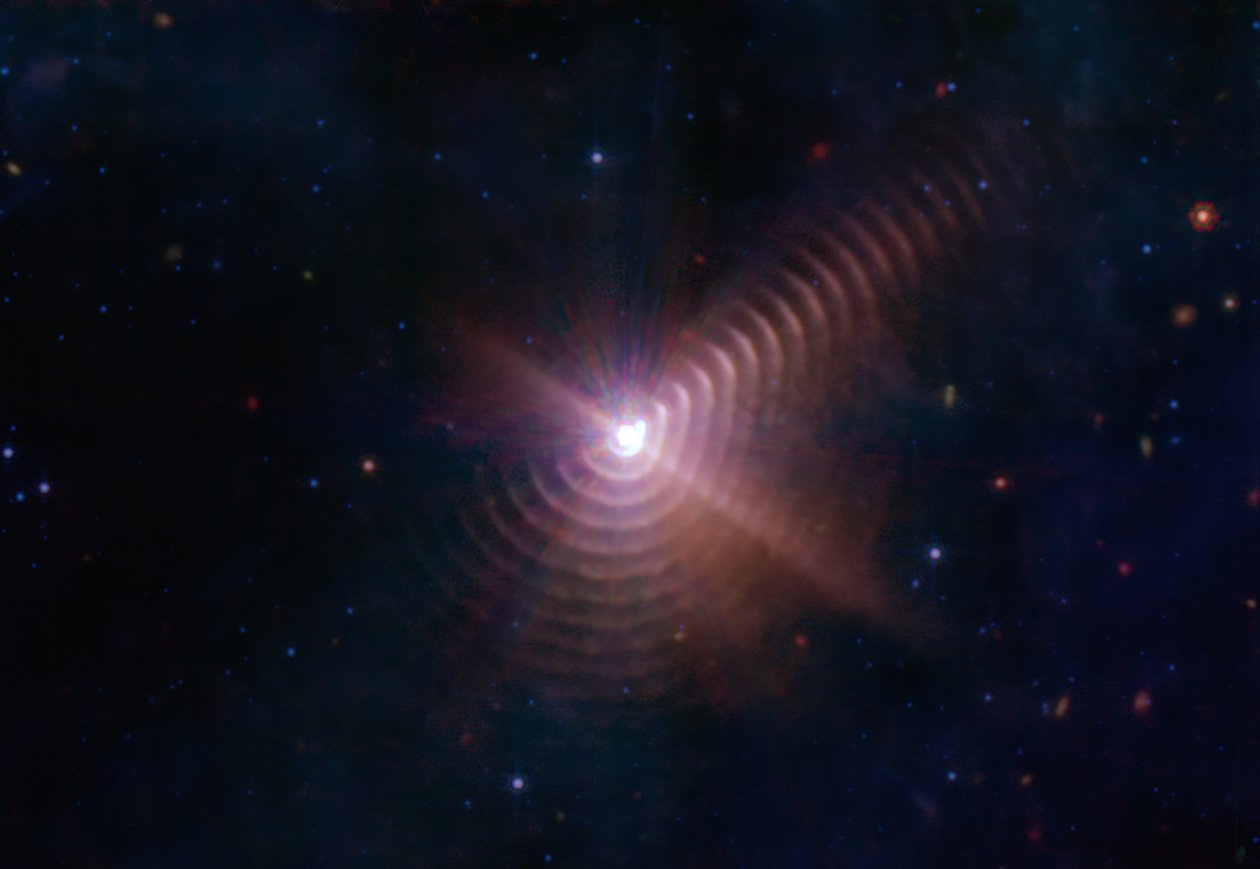 Wolf-Rayet 140 - James Webb Space Telescope (NASA)