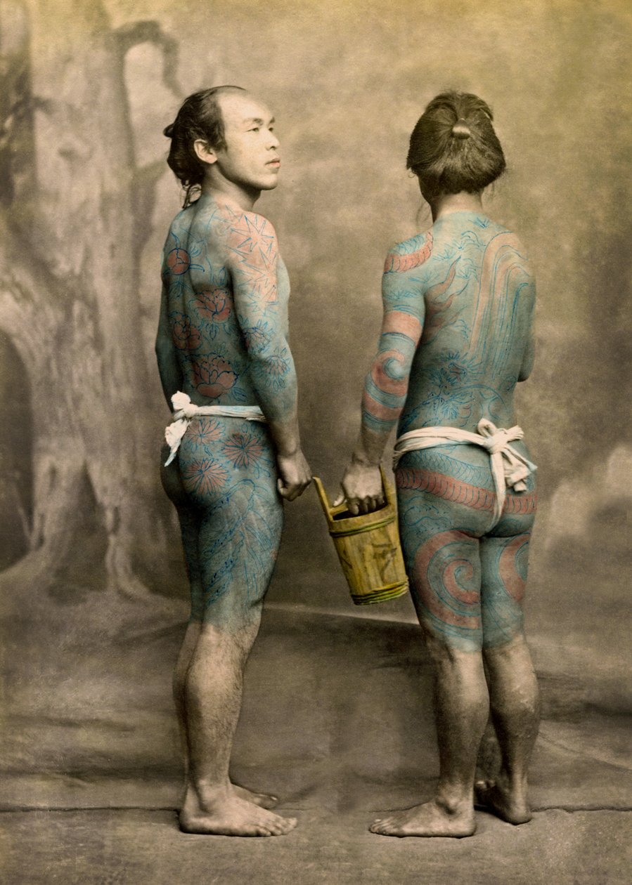 Deux hommes avec des tatouages traditionnels japonais Irezumi, vers 1880 - Japanese Photographer