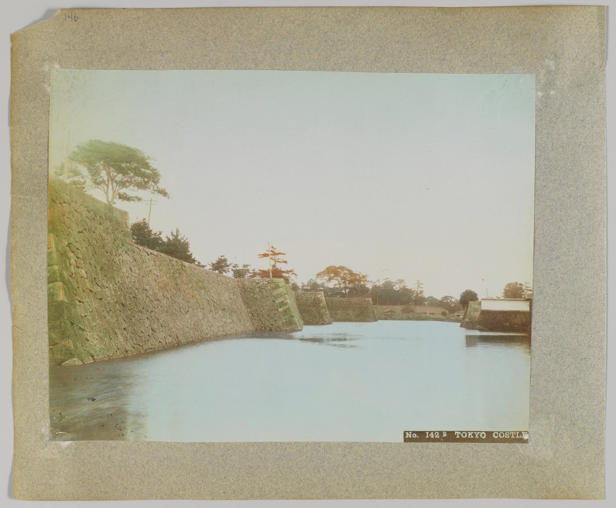 Château de Tokyo, Japon (photo noir et blanc colorisée à la main) - Japanese Photographer