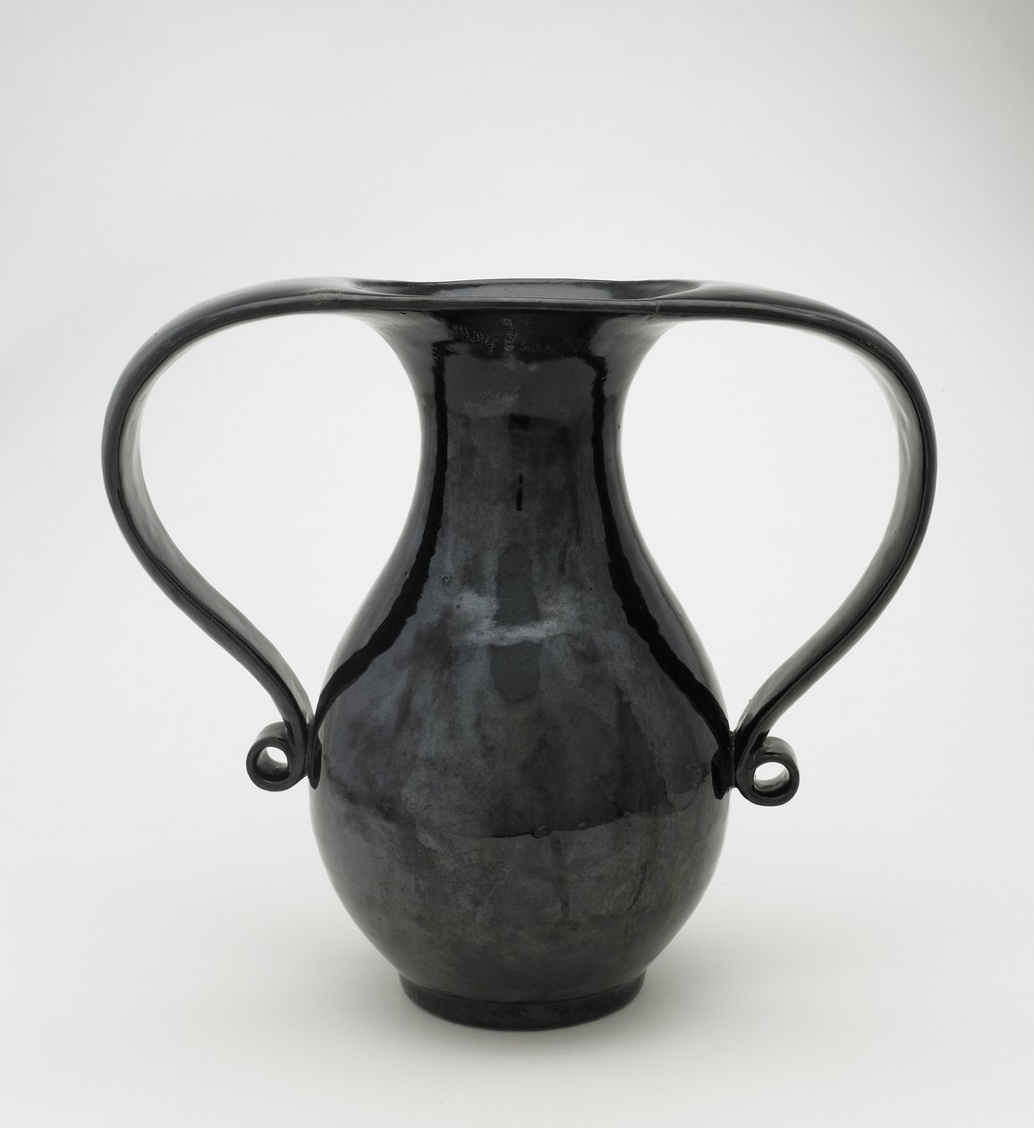 Vase en forme de mimikuchi, Seto, Kyoto-fu ou préfecture d