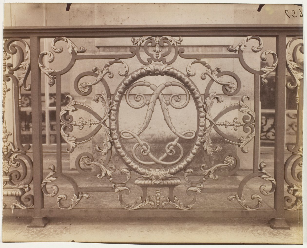Versailles, Grille du Chateau - Jean Eugène Auguste Atget