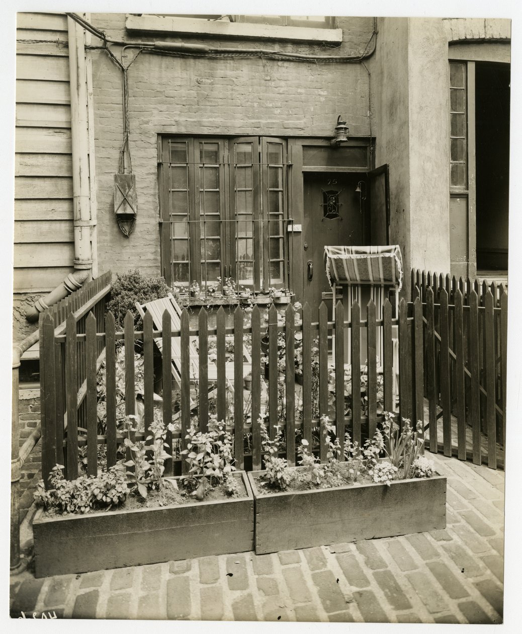 75 Bedford St "la maison la plus étroite", Greenwich Village, New York, États-Unis - Jessie Tarbox Beals