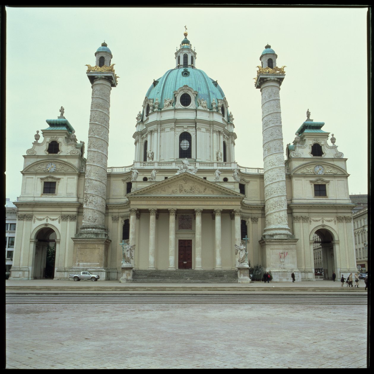 Karlskirche, construite 1714-37 - Johann Bernhard Fischer von Erlach