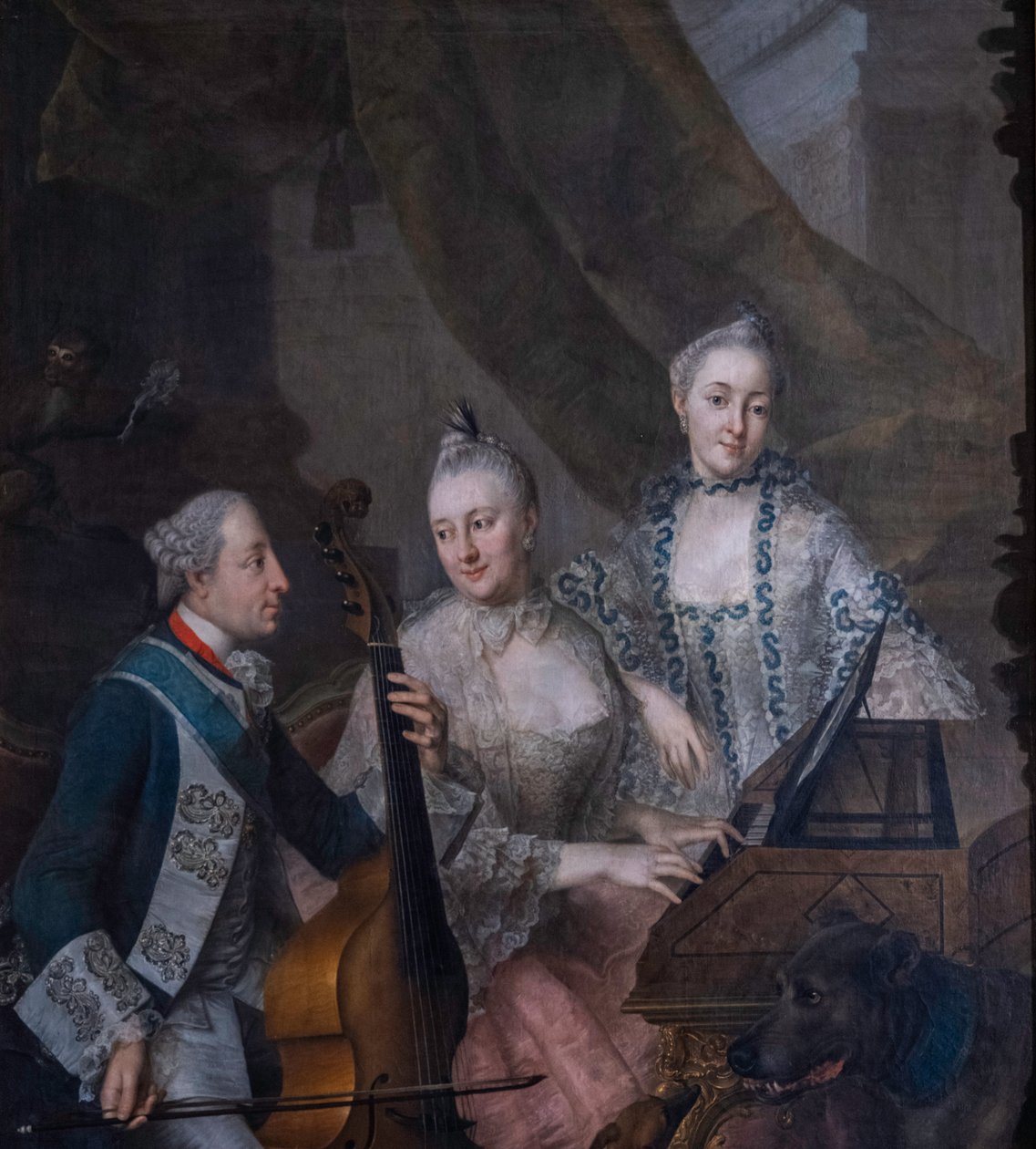 French : Elector Maximilian III Joseph avec son épouse et sa sœur Elector Maximilian III Joseph with his wife and sister - Johann Nikolaus Grooth