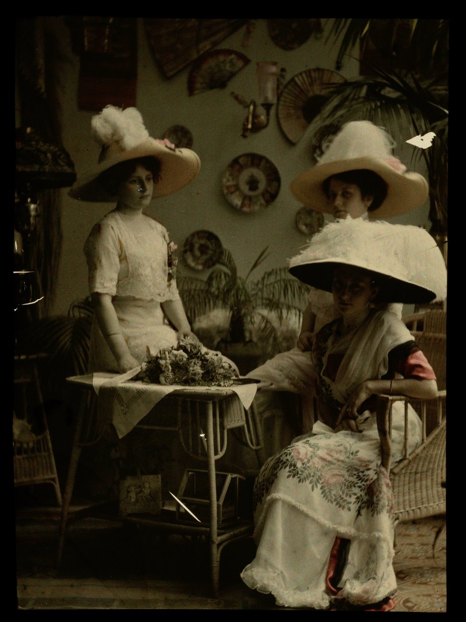 Trois femmes avec des chapeaux - Johannes Hendrikus Antonius Maria Lutz