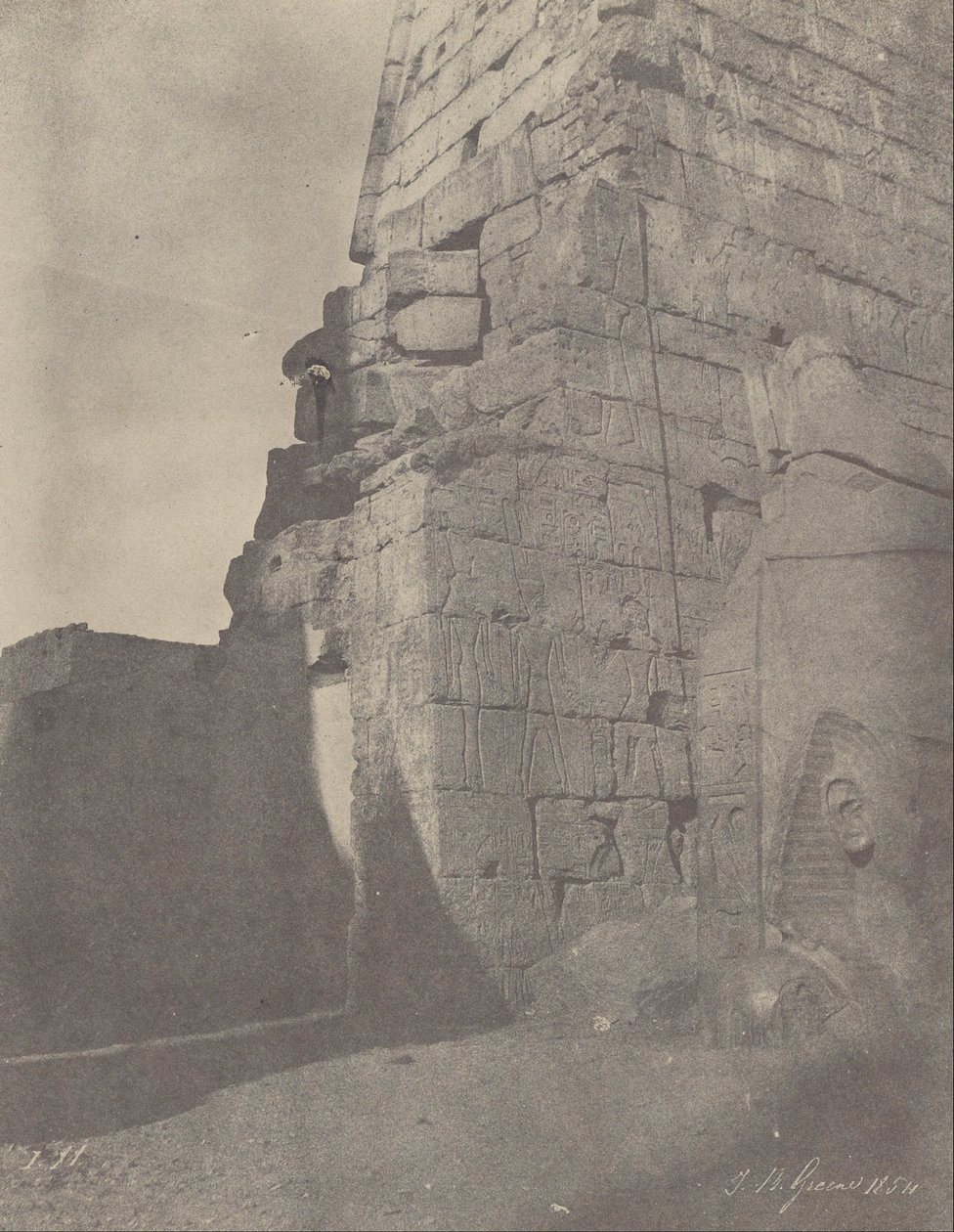 Louqsor. Sculptures historiques du pylône, massif de droite - John Beasly Greene