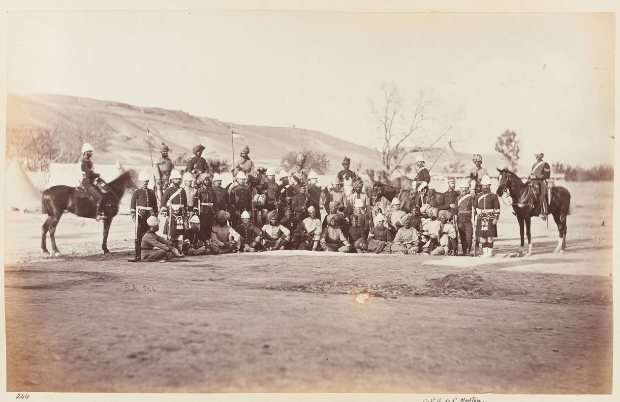 Adjoint général adjoint avec prévôt-maréchal et état-major, vers 1879 - John Burke