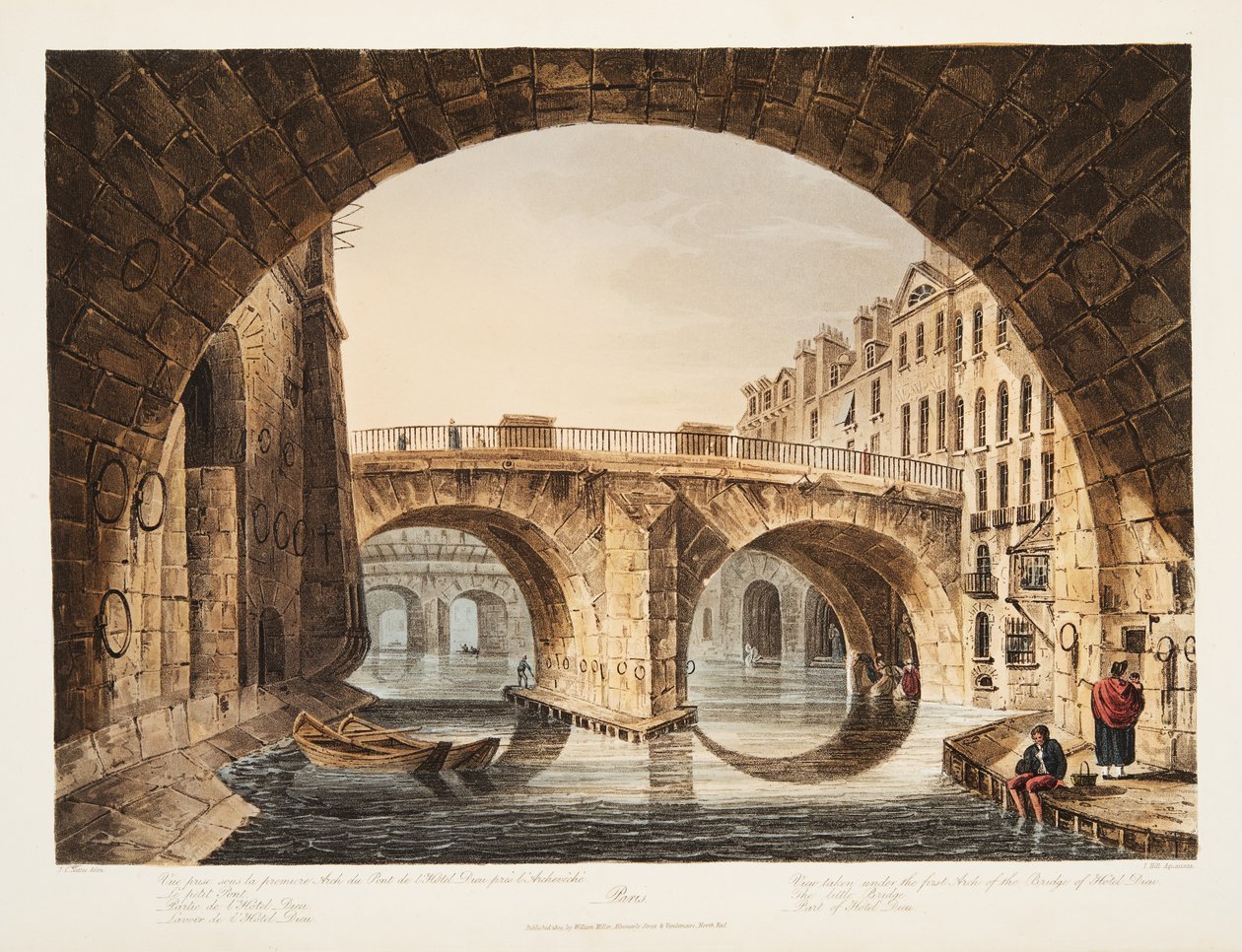 Vue prise sous la première arche du Pont de l