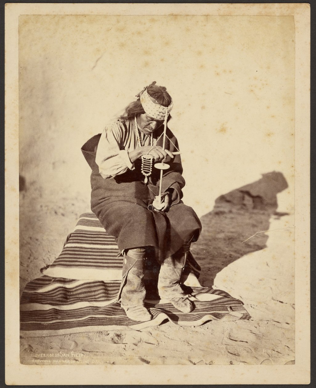 Le gouverneur de San Felipe montrant la manière d