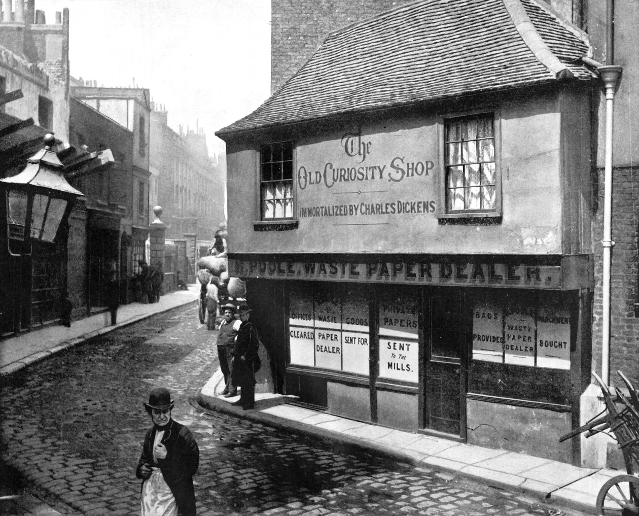 Vieille boutique de curiosités, Londres, 1893 - John L. Stoddard