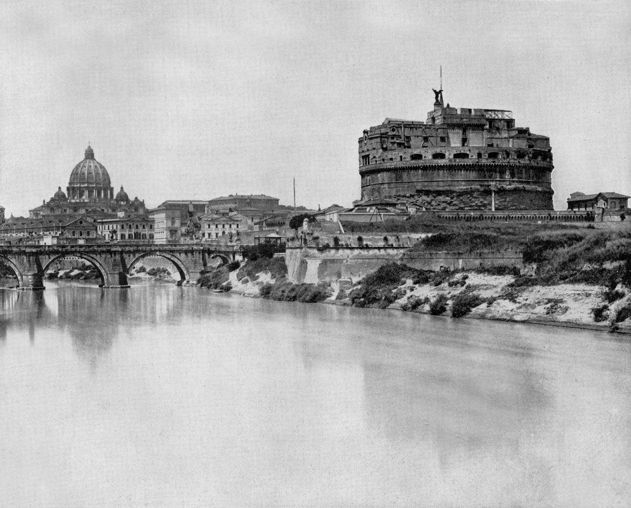 Château Saint-Ange et pont sur le Tibre, en arrière-plan : basilique Saint-Pierre à Rome - John Lawson Stoddard