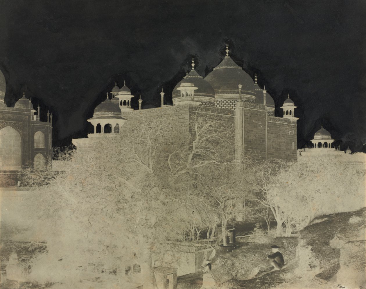 Taj Mahal, vue arrière de la maison de repos, avec figure - John Murray