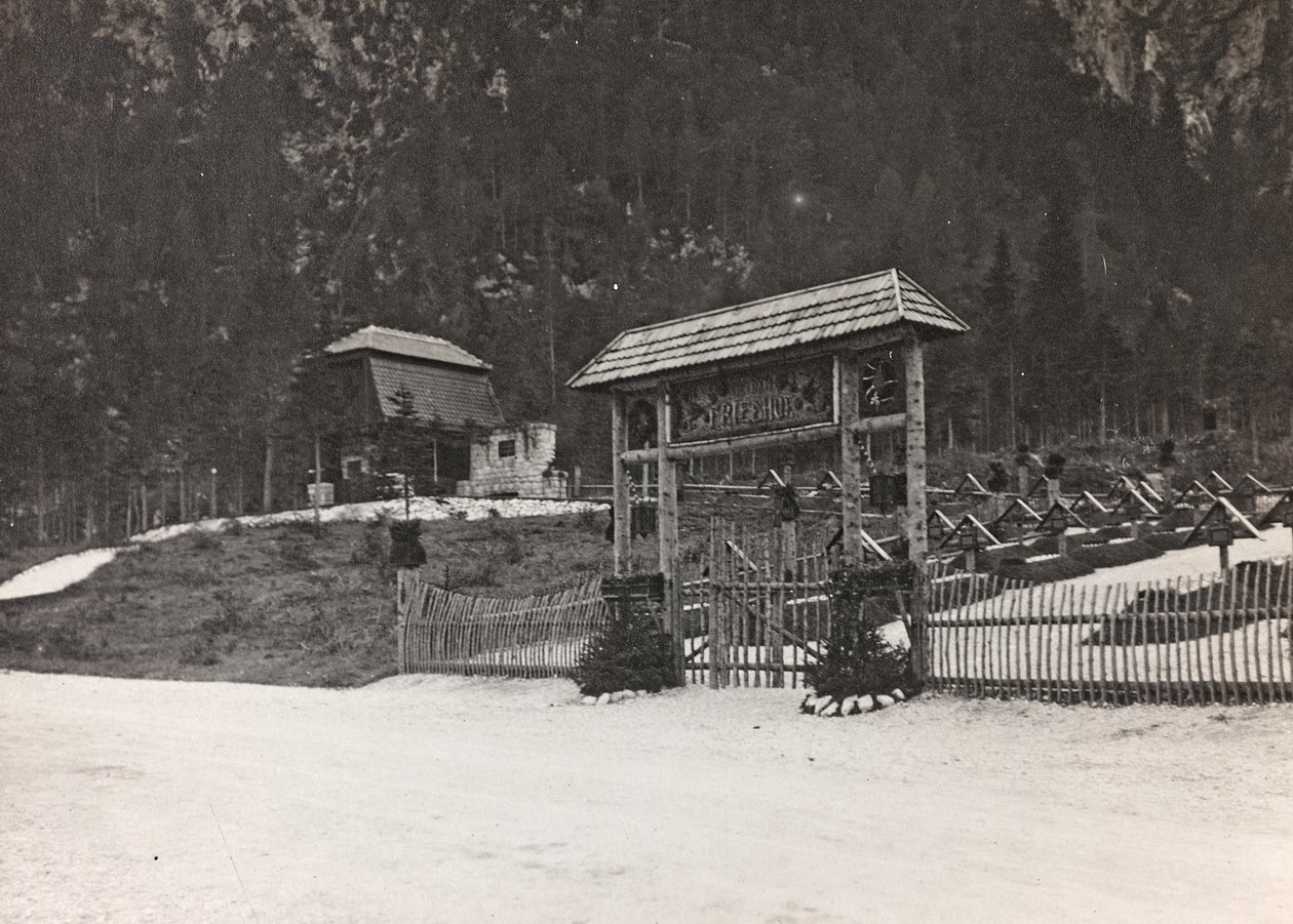 Album "Meine weltkriegs - Erinnerungen Front Sud-Ouest (Carinthie, Italie, Tyrol du Sud) 31/03/1915-12/11/1918 - Josef Zohles Wien": cimetière militaire à Seisse - Josef Zohles