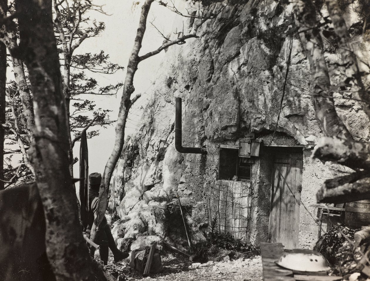 Album "Meine weltkriegs - Erinnerungen South-West Front (Carinthie, Italie, Tyrol du Sud) 31/03/1915-12/11/1918 - Josef Zohles Wien": refuge de guerre - Josef Zohles