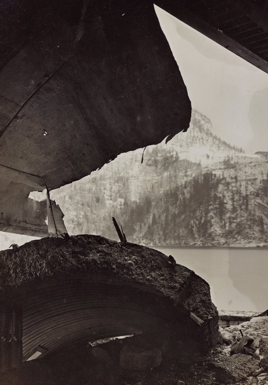 Album "Meine weltkriegs - Erinnerungen South-West Front (Carinthie, Italie, Tyrol du Sud) 31/03/1915-12/11/1918 - Josef Zohles Wien": décombres d