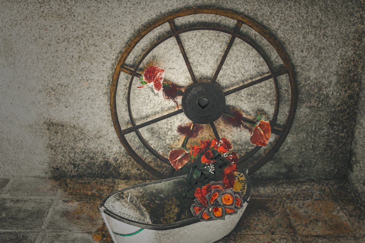 Flowers for the Mariners, de la série Chapelle du Canal, 2016 (photographie) - Joy Lions