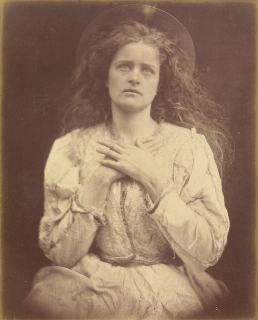La musique bénie allait par là mon âme - Julia Margaret Cameron