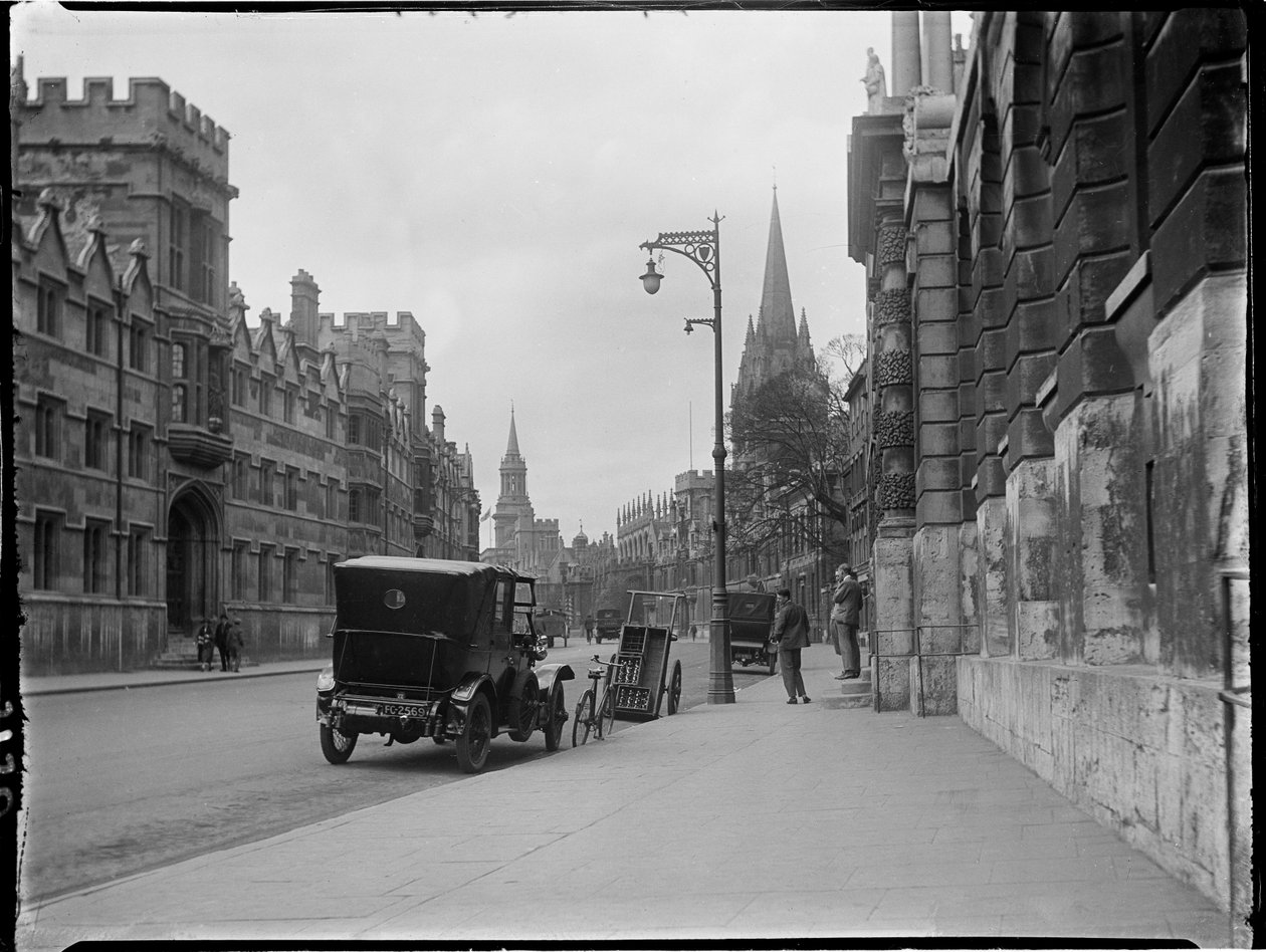 High Street, Oxford, Oxfordshire, 22/04/1924 (photo n/b) - Katherine Jean Macfee
