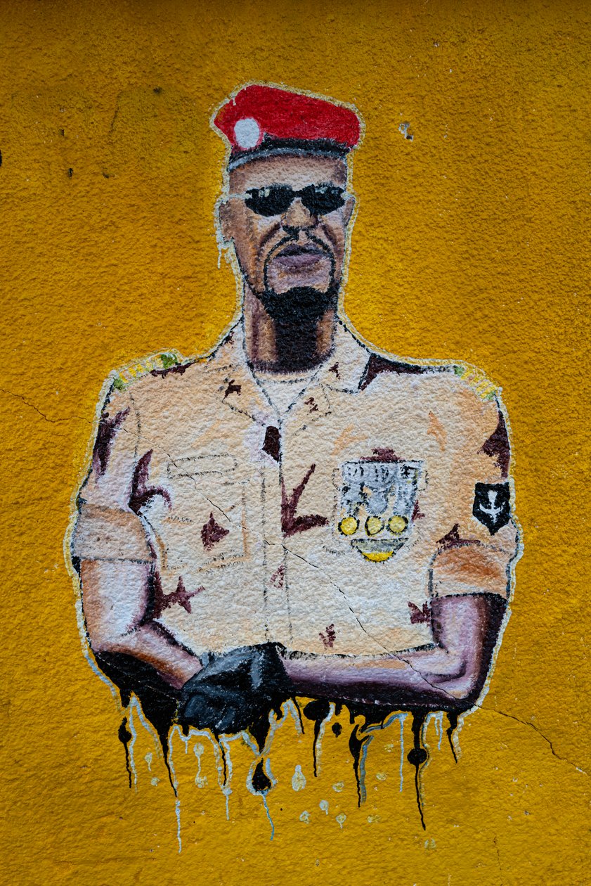 Portrait de rue de Mamadi Doumbouya, Conakry, 2019 - Alec Hunter