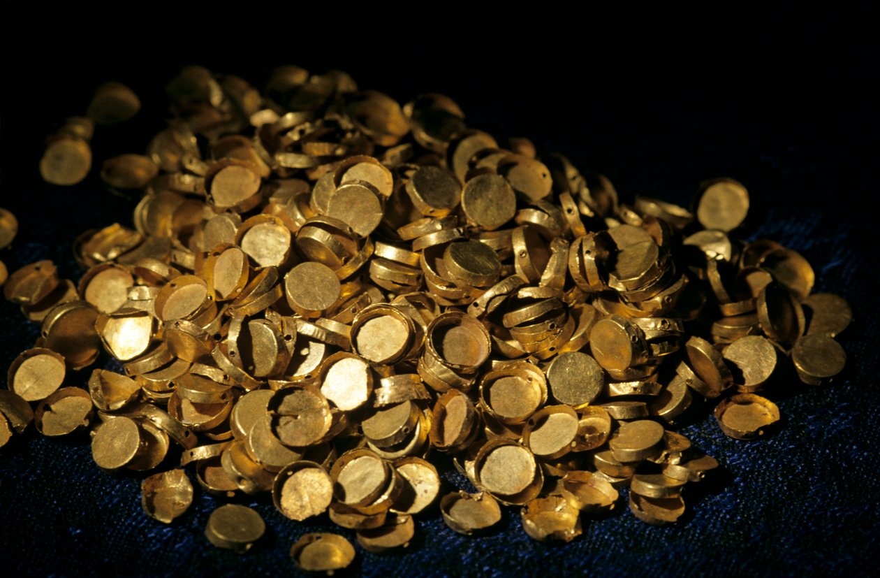 Artefacts en or de la découverte de Tillya Tepe, six tombes de nomades bactriens; Découvert en 2004 (photo) - Kenneth Garrett