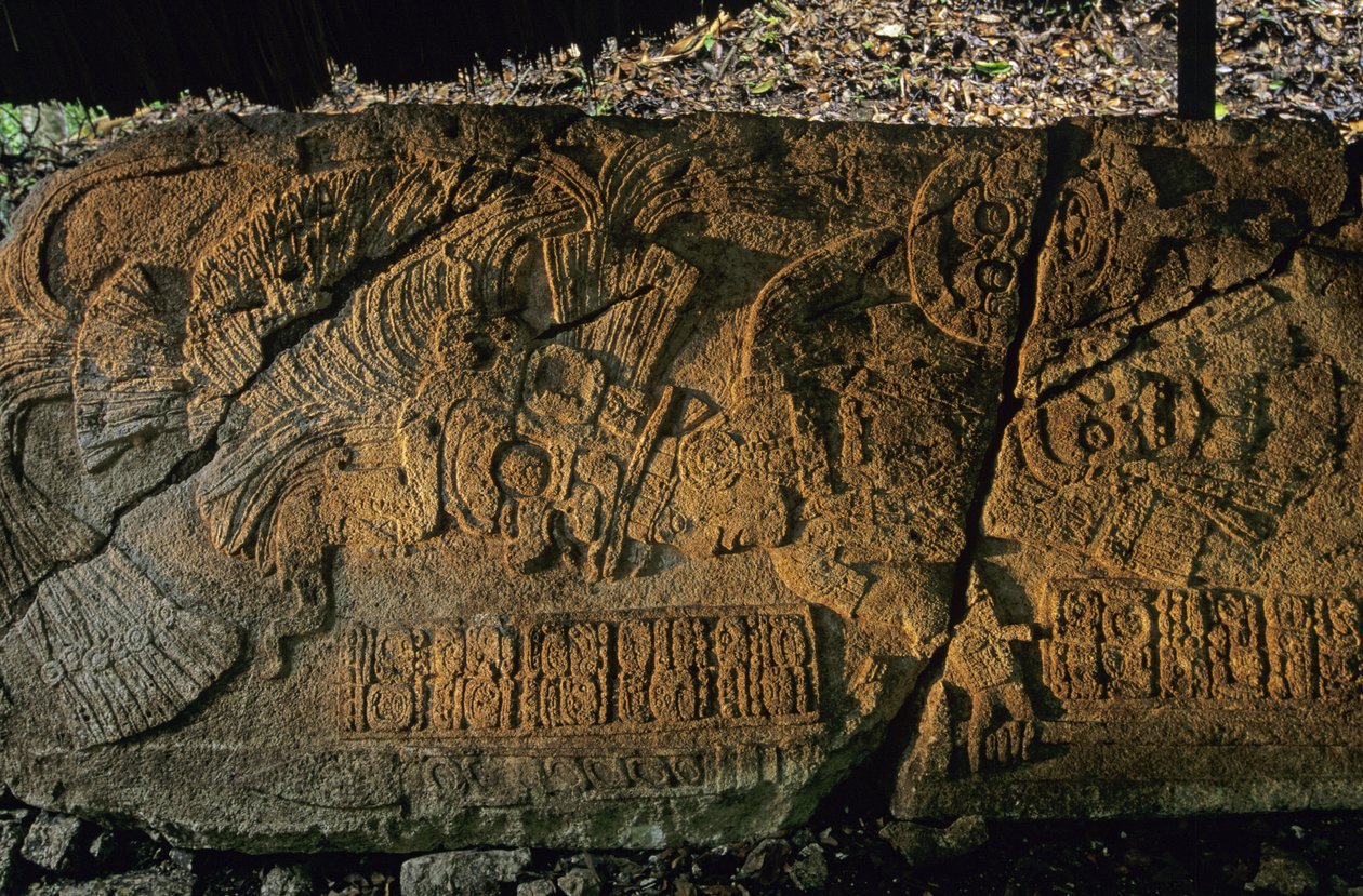 Guatemala; Maya; Aguateca, monument en pierre Tan Te