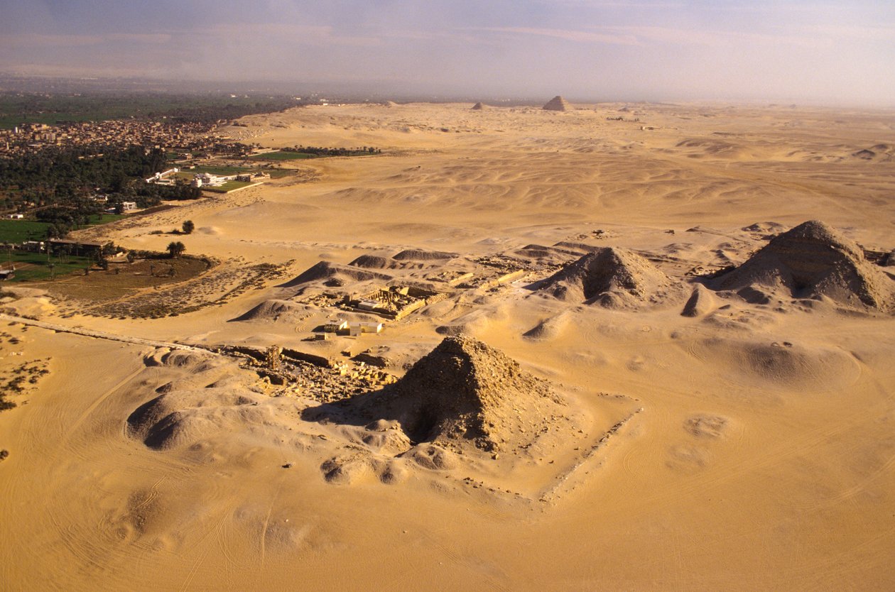 Ancien Empire; vue aérienne des pyramides d