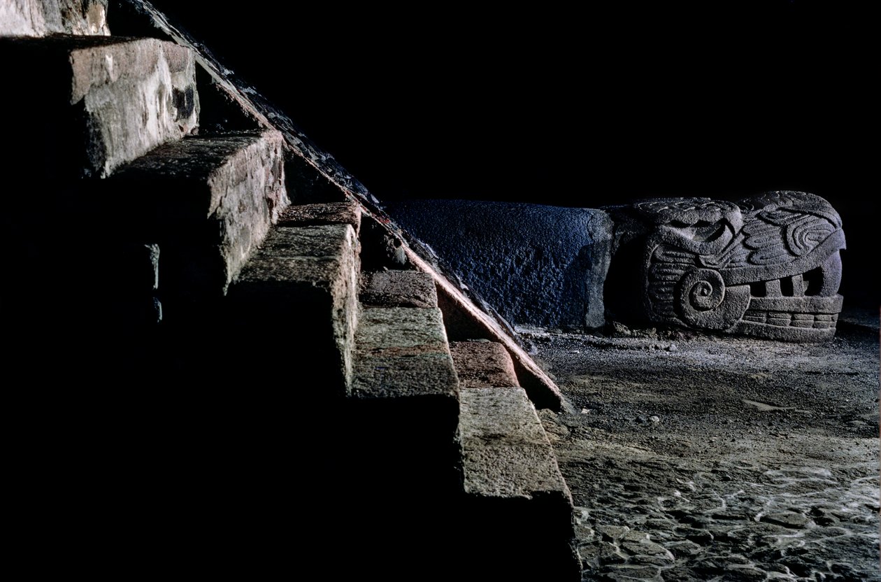Réplique de serpent sur le Grand Temple, Tenochtitlan, Templo Mayor, Aztèque, Mexique, Mexico - Kenneth Garrett