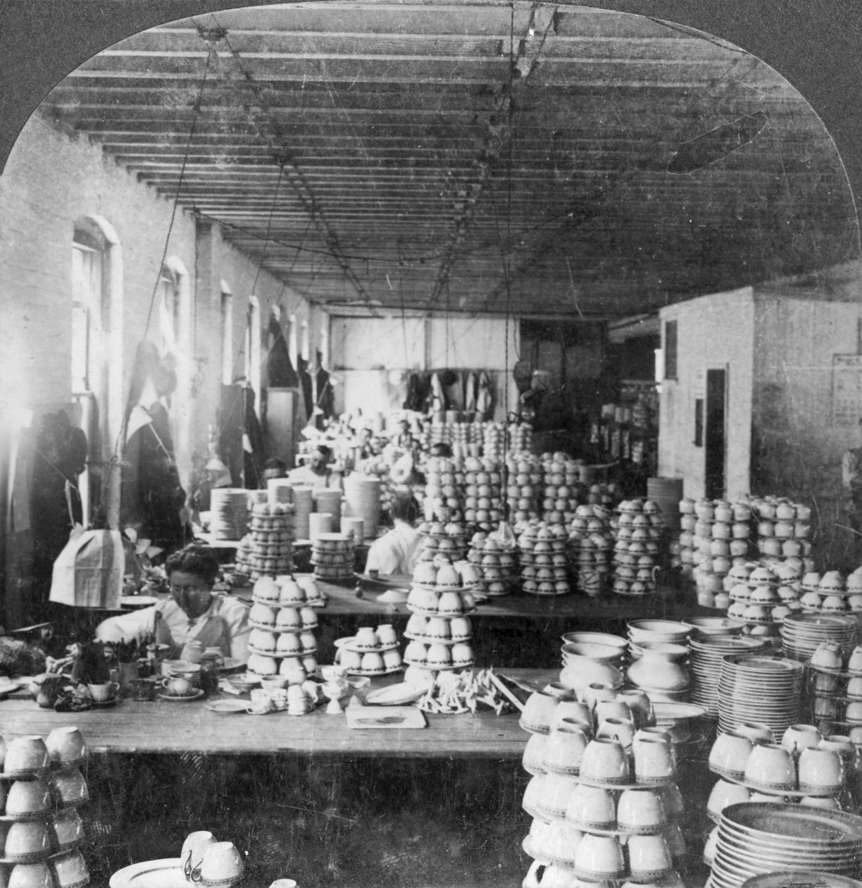 Artistes décorant des porcelaines, Trenton, New Jersey, USA, début du 20e siècle - Keystone View Company