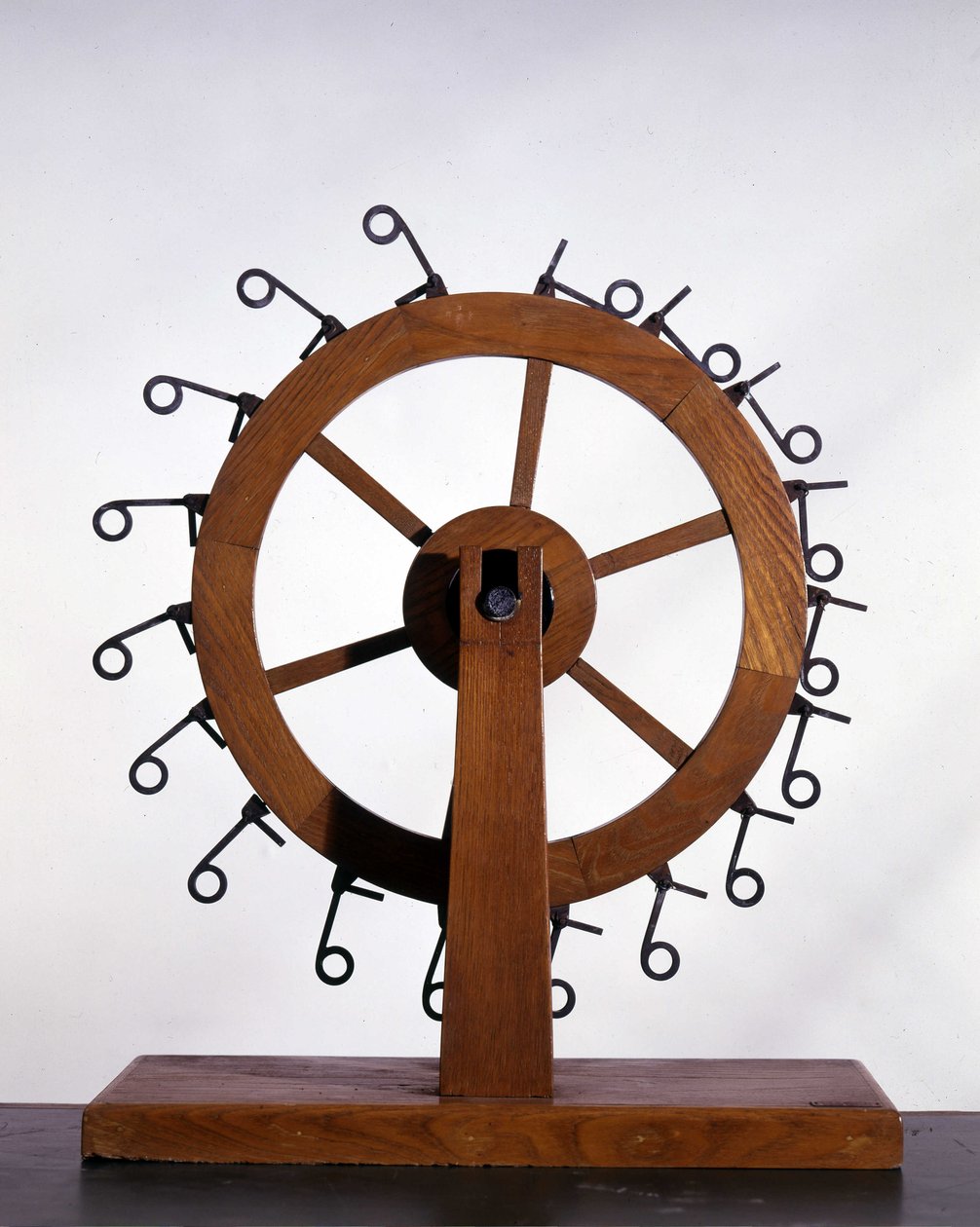 Mouvement perpétuel de Léonard de Vinci - Musée de la science et des techniques de Léonard de Vinci, à Milan. - Leonardo da (after) Vinci