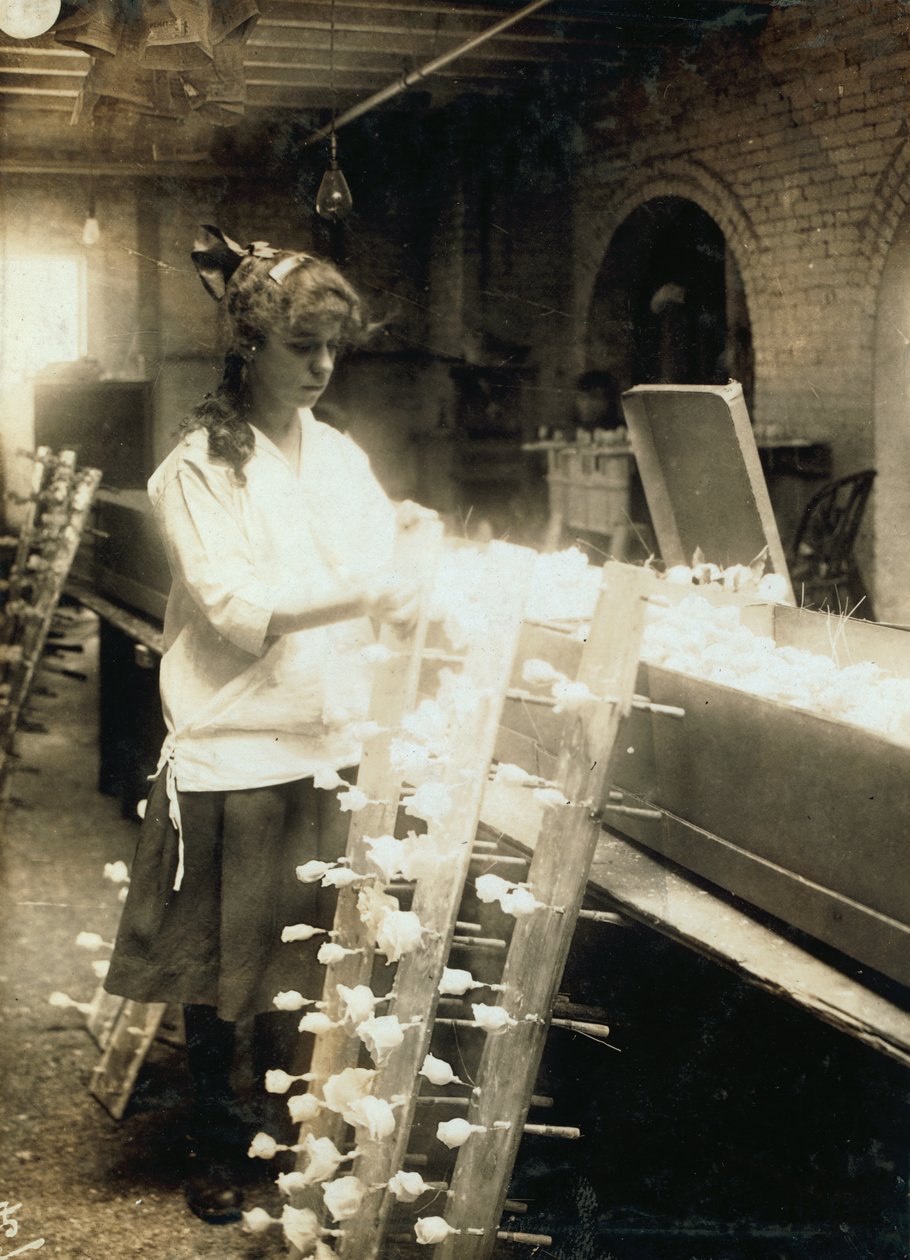 Margaret Ciampa, 14 ans, travaille à la Boston Floral Supply Company à Boston, Massachusetts. - Lewis Wickes Hine