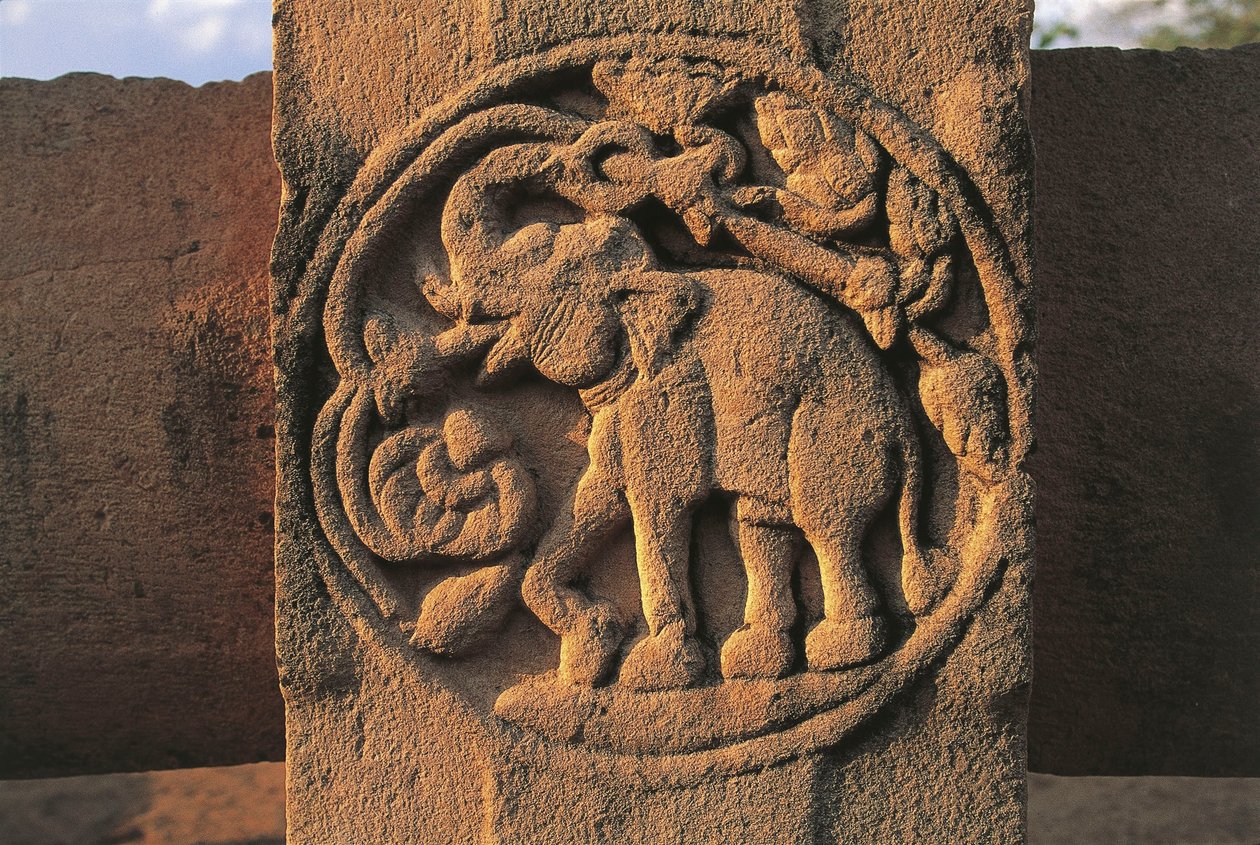 Éléphant, relief sur le Stupa No 2, Sanchi (Liste du patrimoine mondial de l