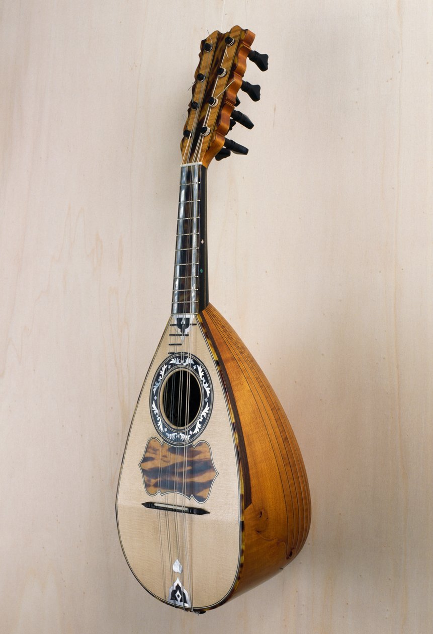 Mandoline napolitaine, instrument de musique fabriqué dans l