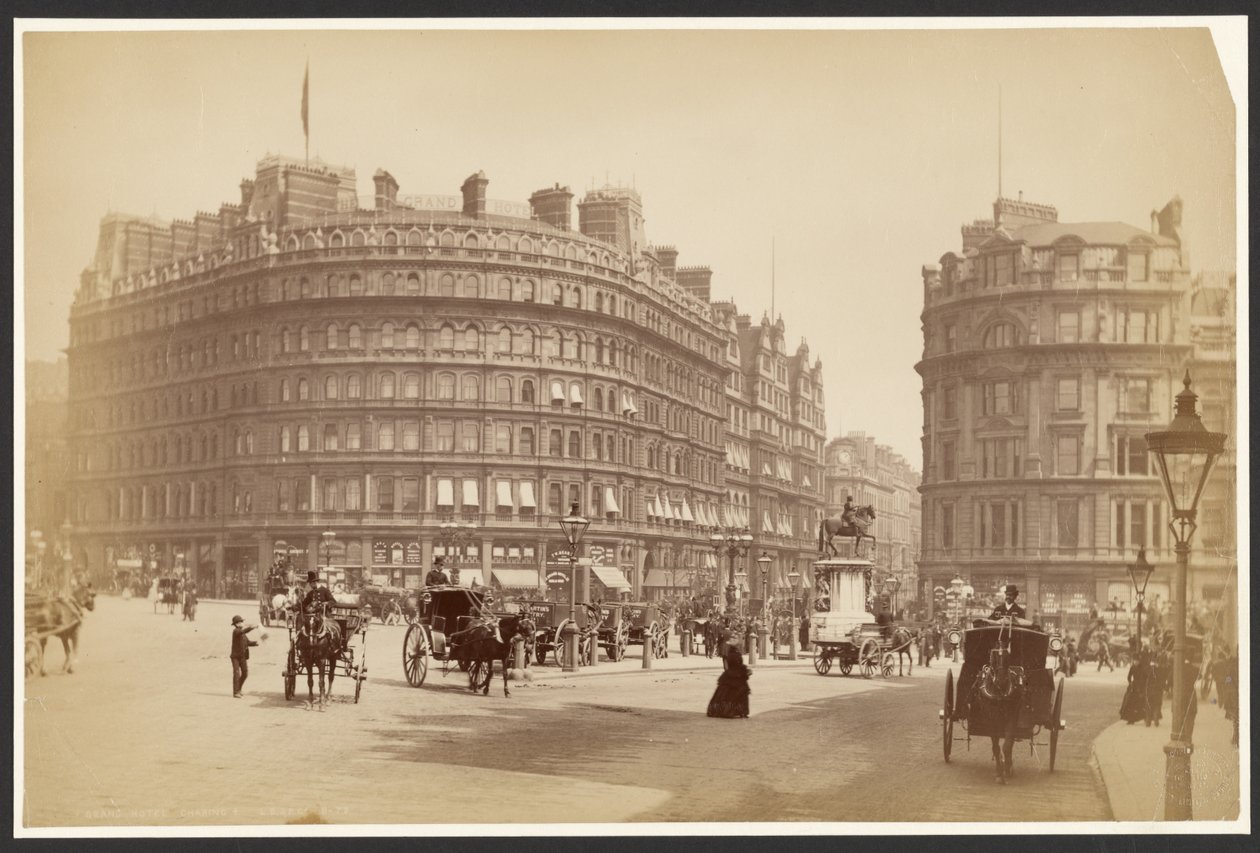 Grand Hôtel, Charing Cross - London Stereoscopic and Photographic Company