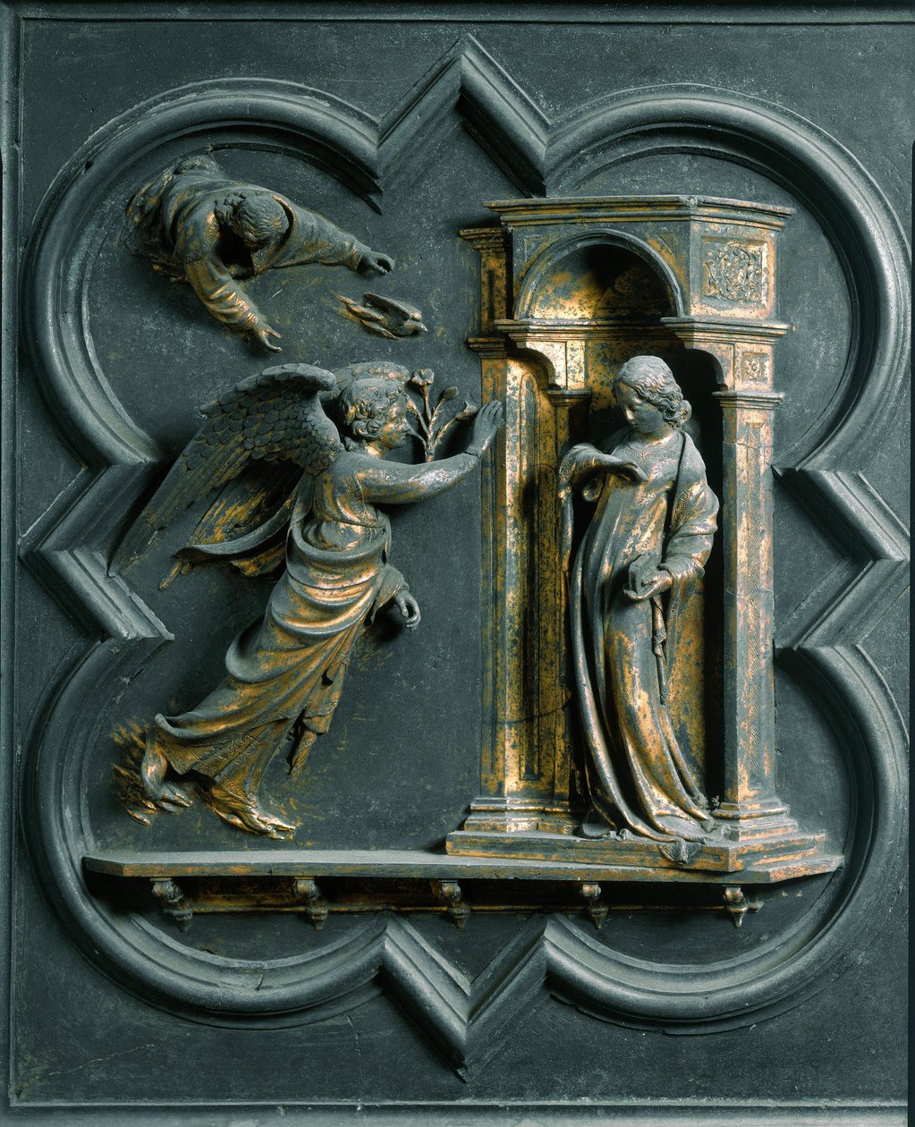 Porte Nord (appelée Porte de la Croix, au Nord), détail extérieur : L