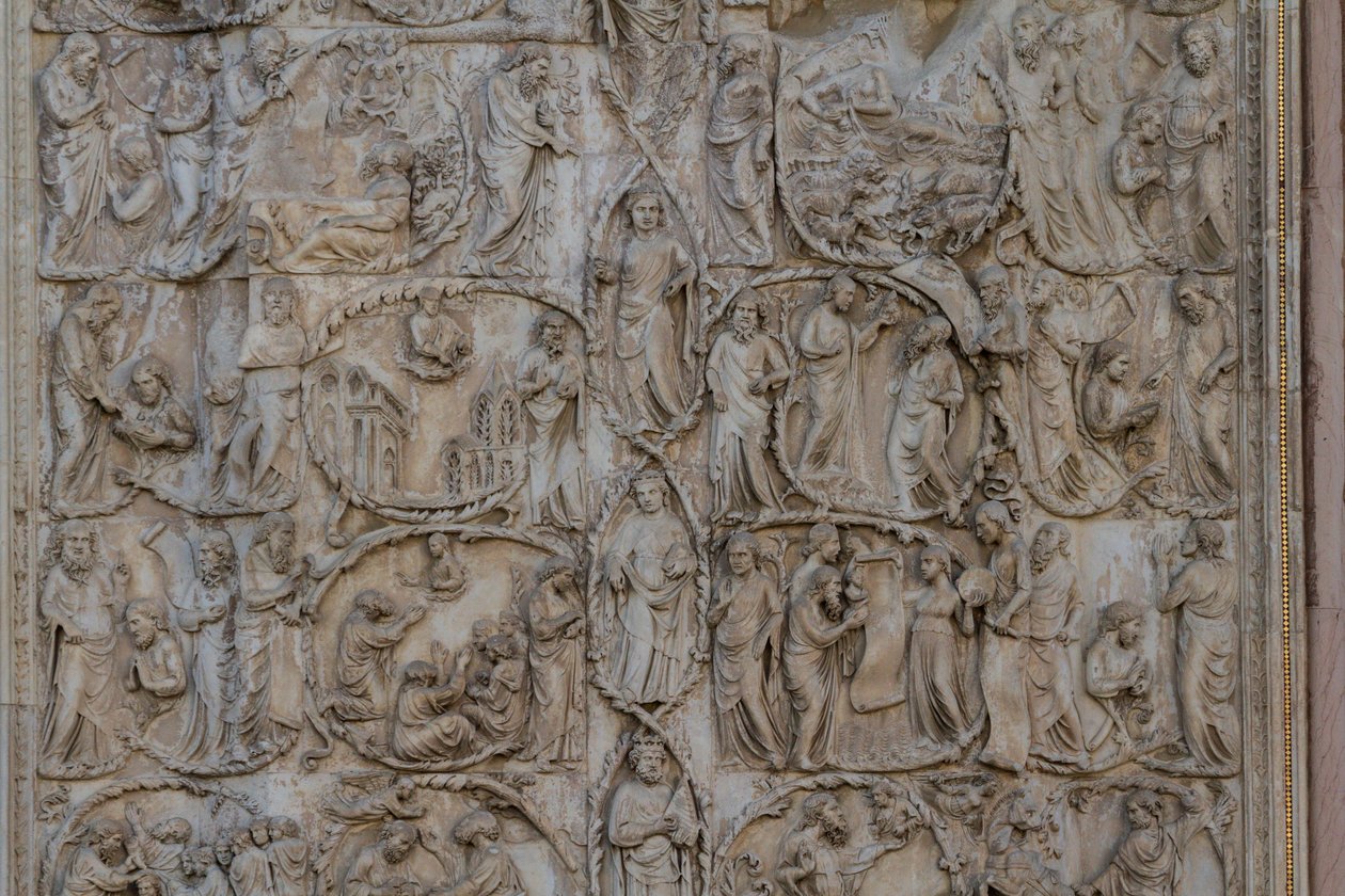 Arbre de Jessé et prophéties messianiques (bas-reliefs de Lorenzo Maitani, avant 1275-1330, deuxième colonne, façade de la cathédrale d