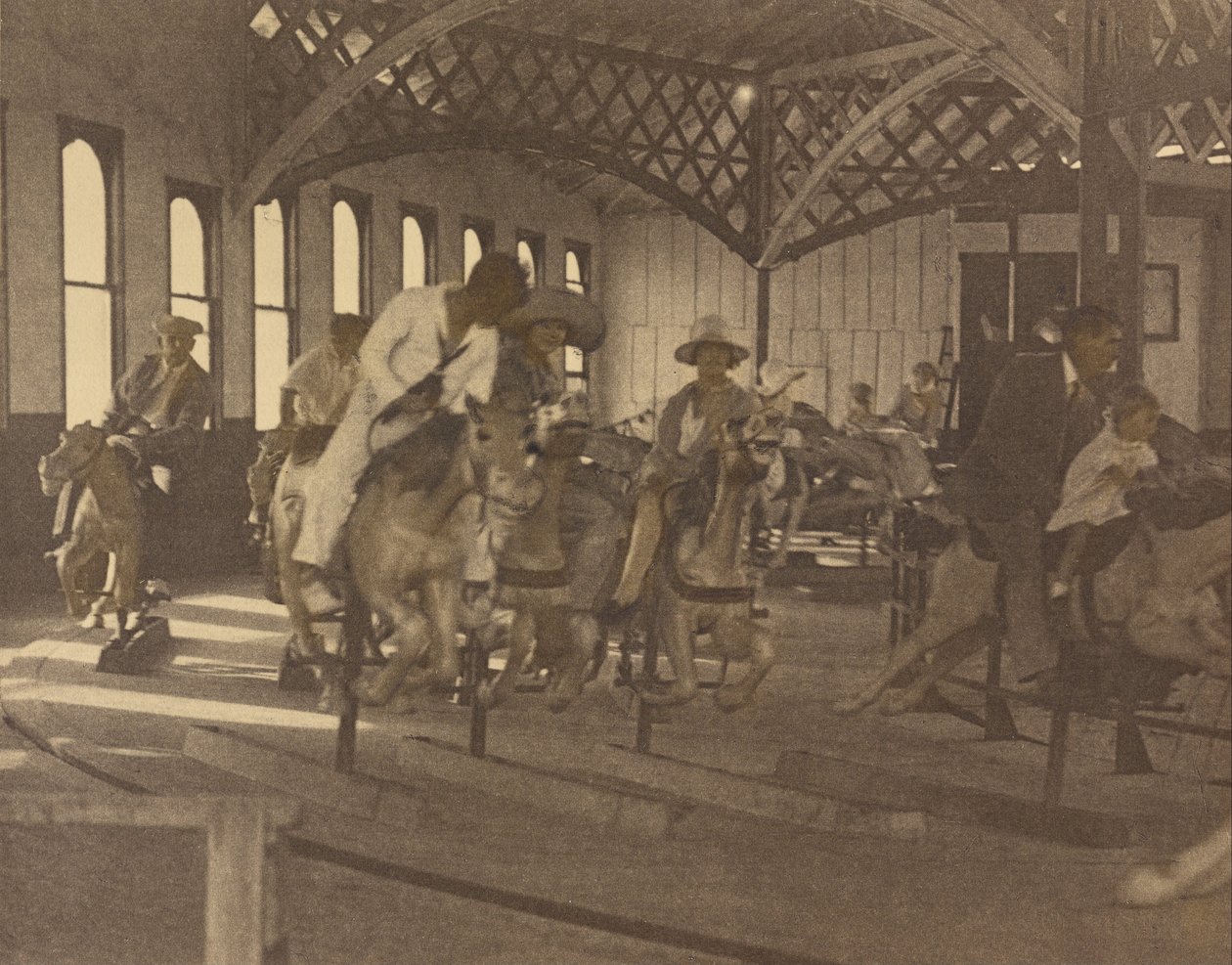(Personnes sur un carrousel) - Louis Fleckenstein