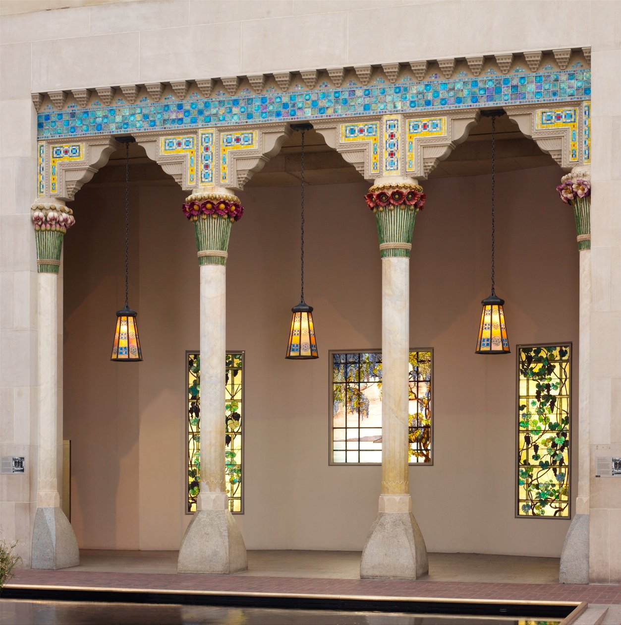 Éléments Architecturaux de Laurelton Hall, Oyster Bay, New York, vers 1905 - Louis Comfort Tiffany