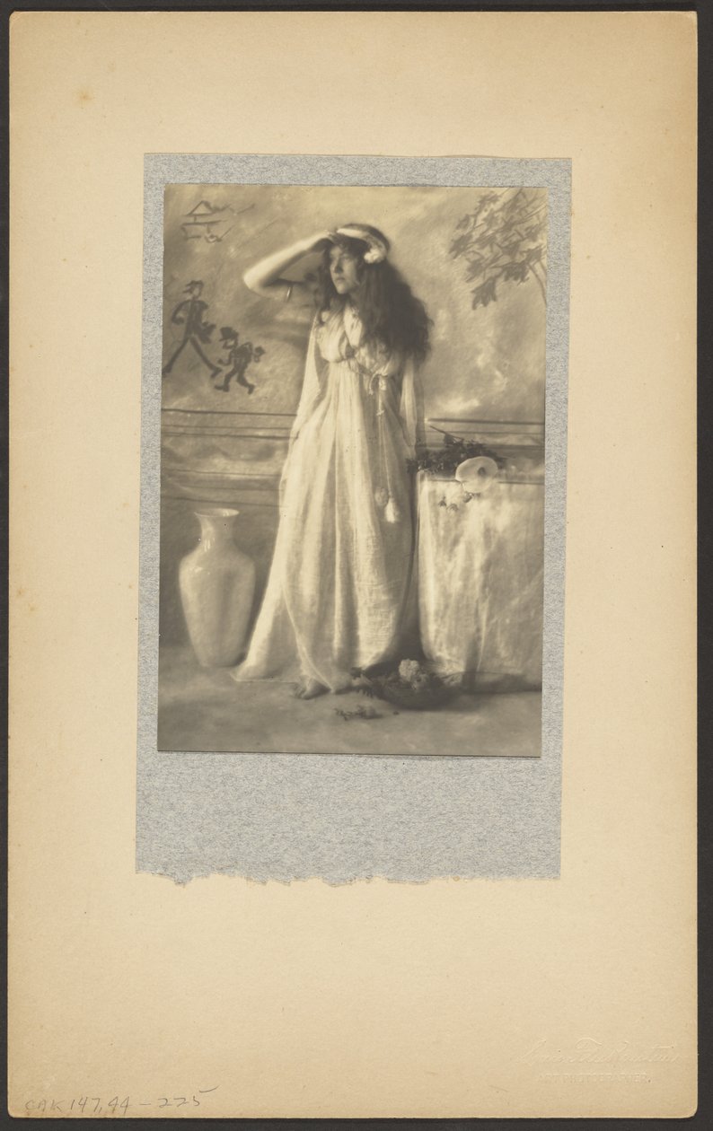 [Mannequin en costume classique] - Louis Fleckenstein
