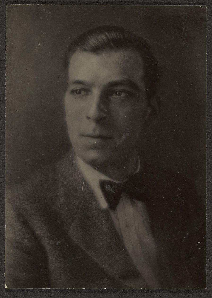 [Jeune homme au nœud papillon] - Louis Fleckenstein