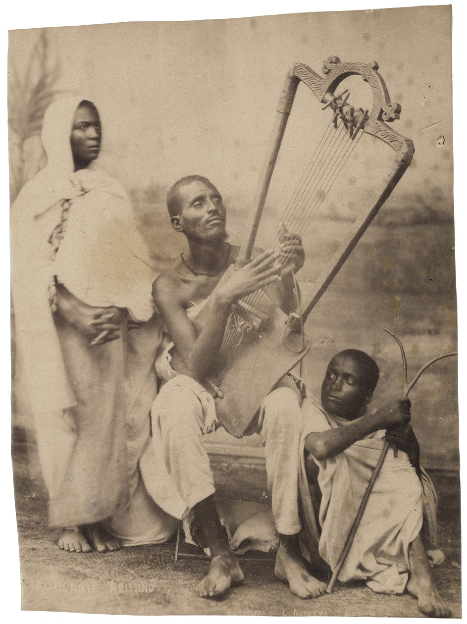 Trois Abyssins en tenue traditionnelle - Luigi Naretti