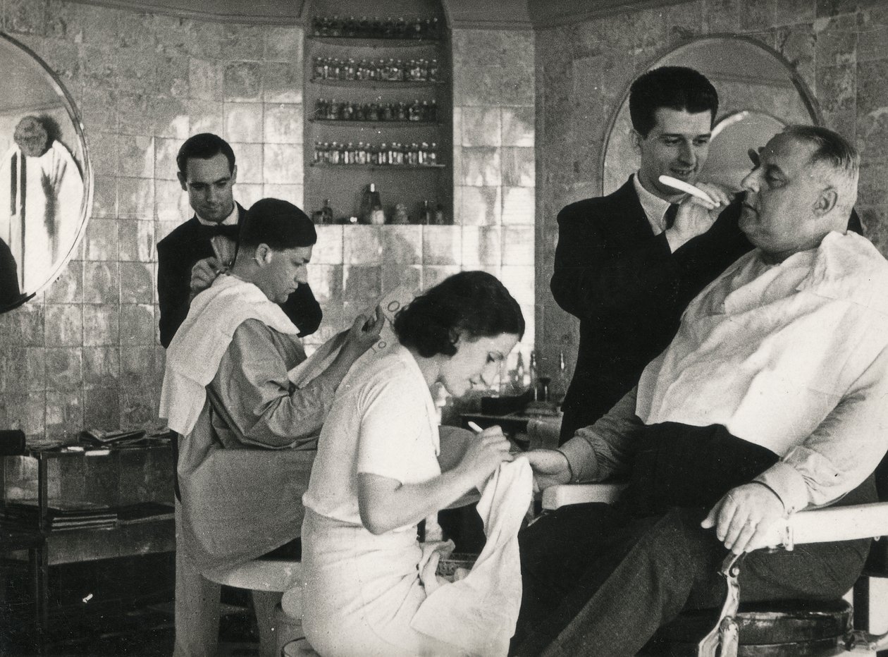 Salon de coiffure et manucure - Luigi Leoni