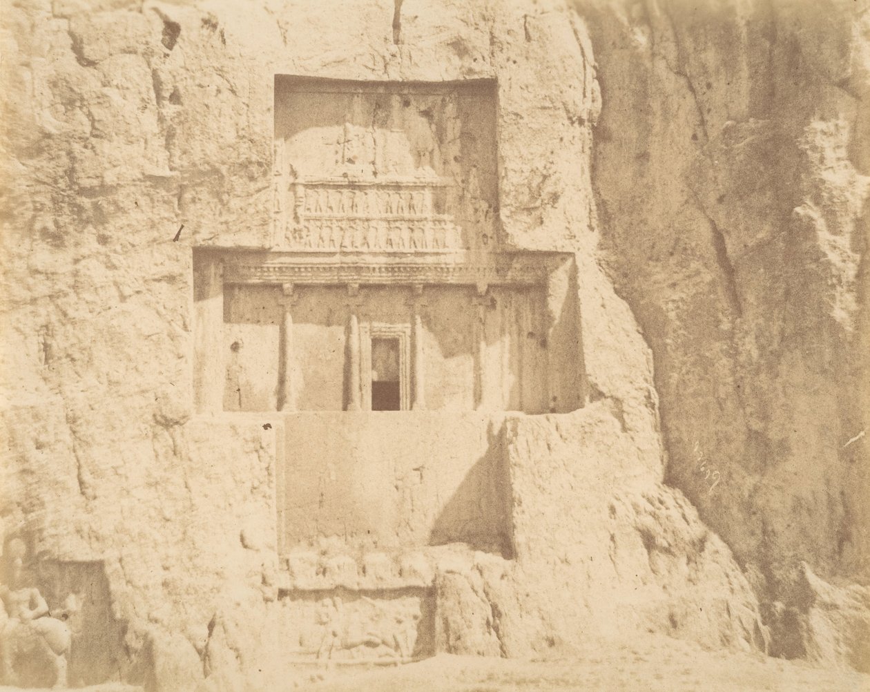 11 [Naksh-i Rustam], années 1840-60 - Luigi Pesce