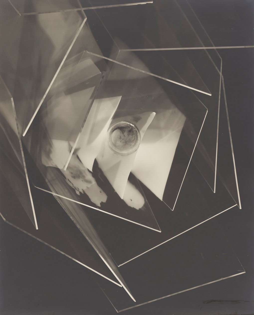 Avions - Man Ray