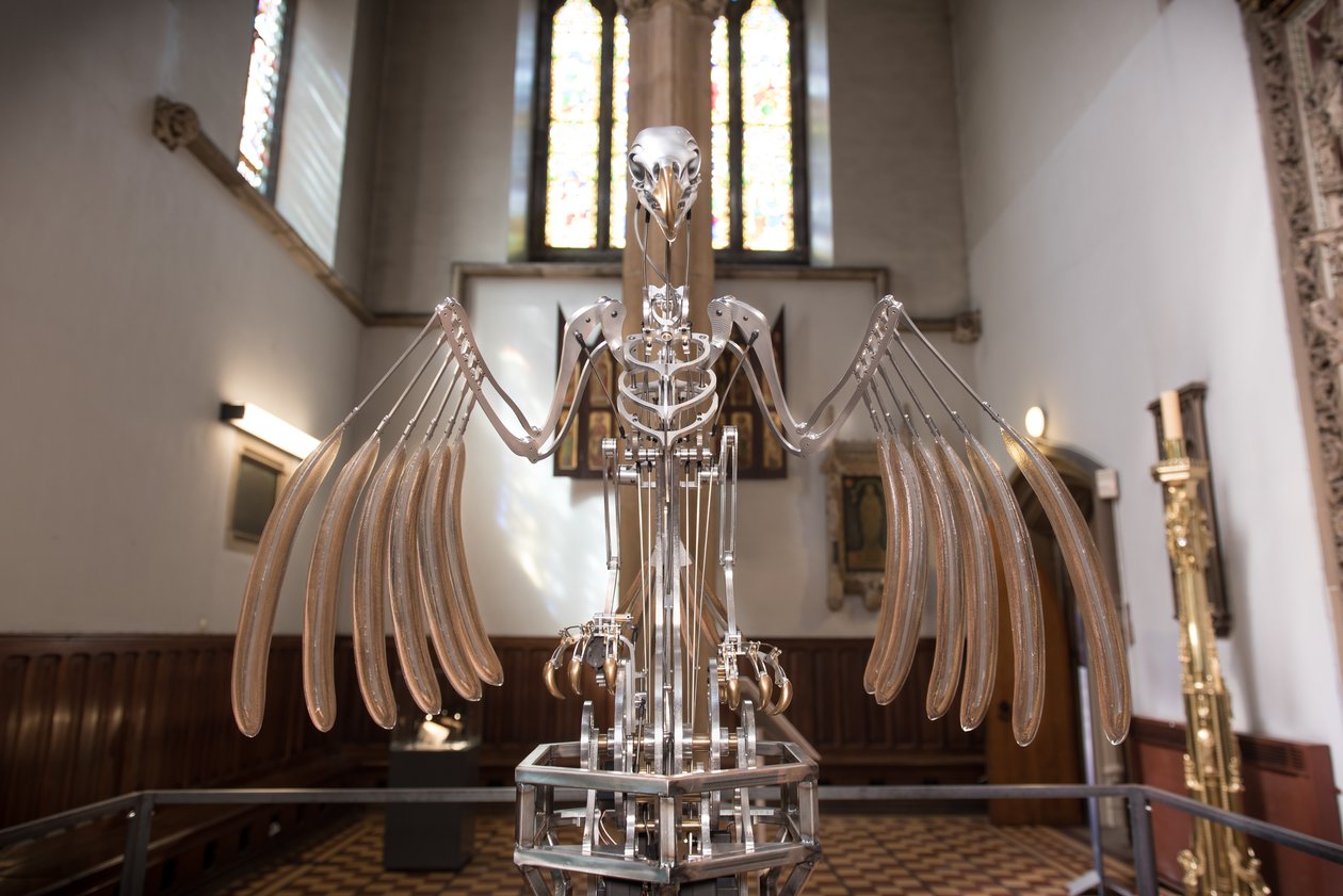 The Nerve Rack, 2019 (acétal, acrylique, aluminium, laiton, circuit électrique, peinture, PVC, résine, servomoteurs, acier) - Mat Collishaw