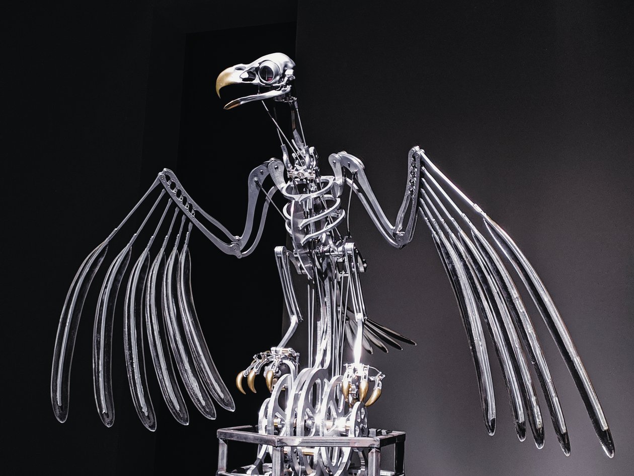 The Nerve Rack, 2019 (acétal, acrylique, aluminium, laiton, circuit électrique, peinture, PVC, résine, servomoteurs, acier) - Mat Collishaw