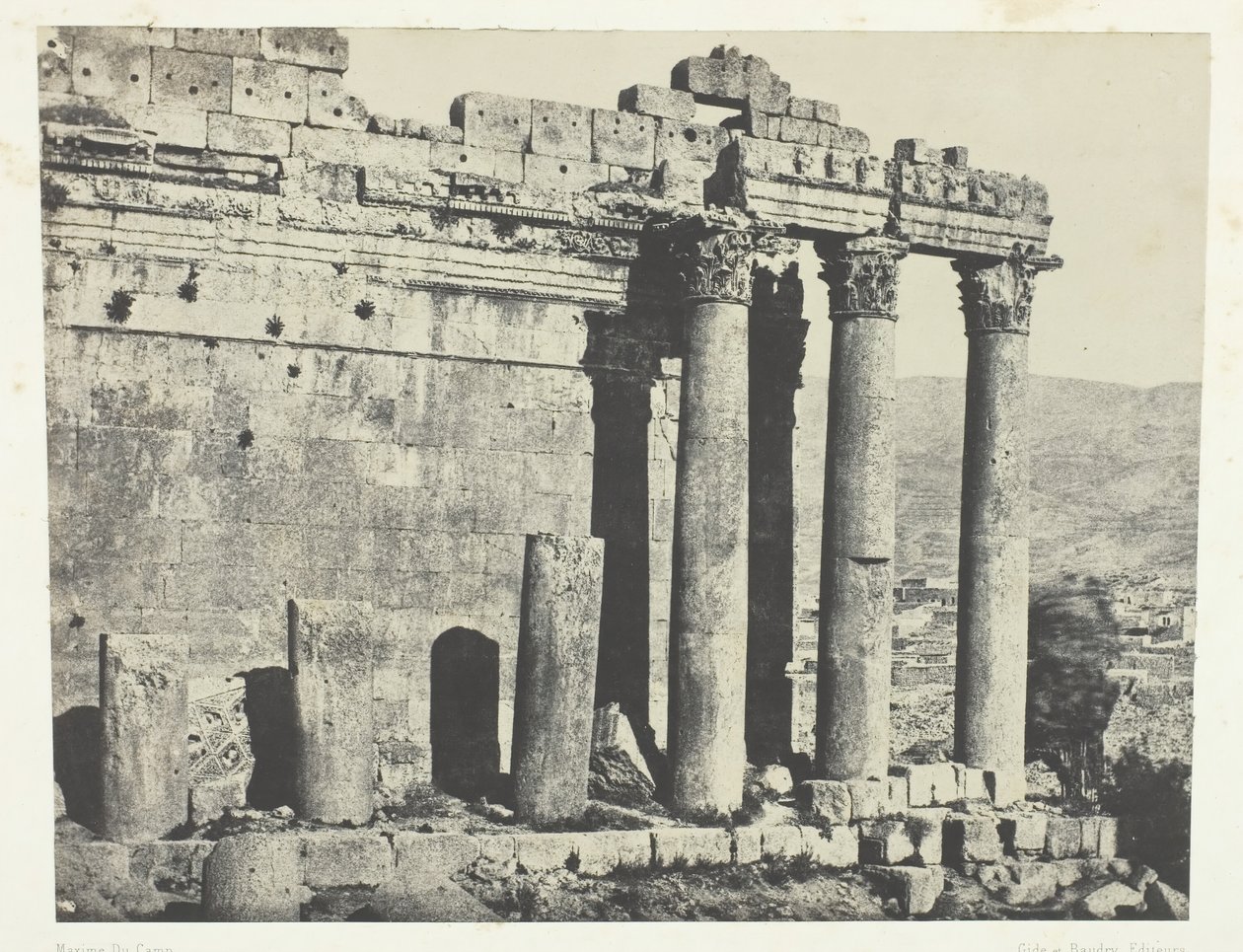 Baalbeck Héliopolis, Temple de Jupiter, Façade occidentale, Syrie, 184951, imprimé en 1852 - Maxime Du Camp