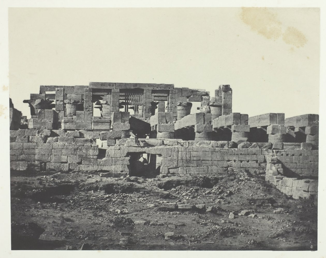 Palais de Karnak, entrée méridionale de la salle hypostyle, Thèbes, 1849-51, imprimé en 1852 - Maxime Du Camp