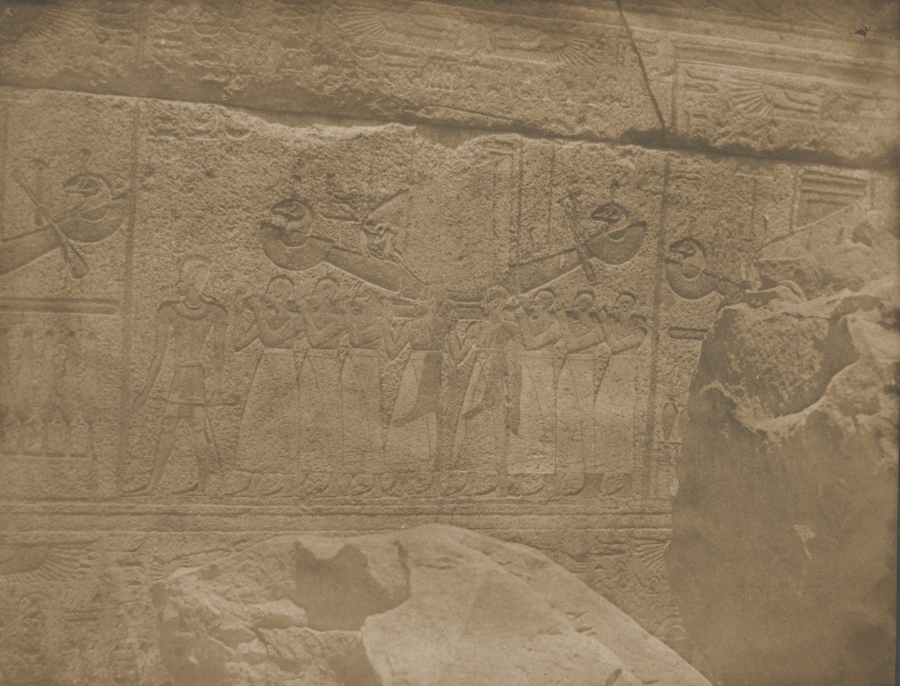 Palais de Karnak, sculptures extérieures du sanctuaire de granit, 1849-51 - Maxime Du Camp