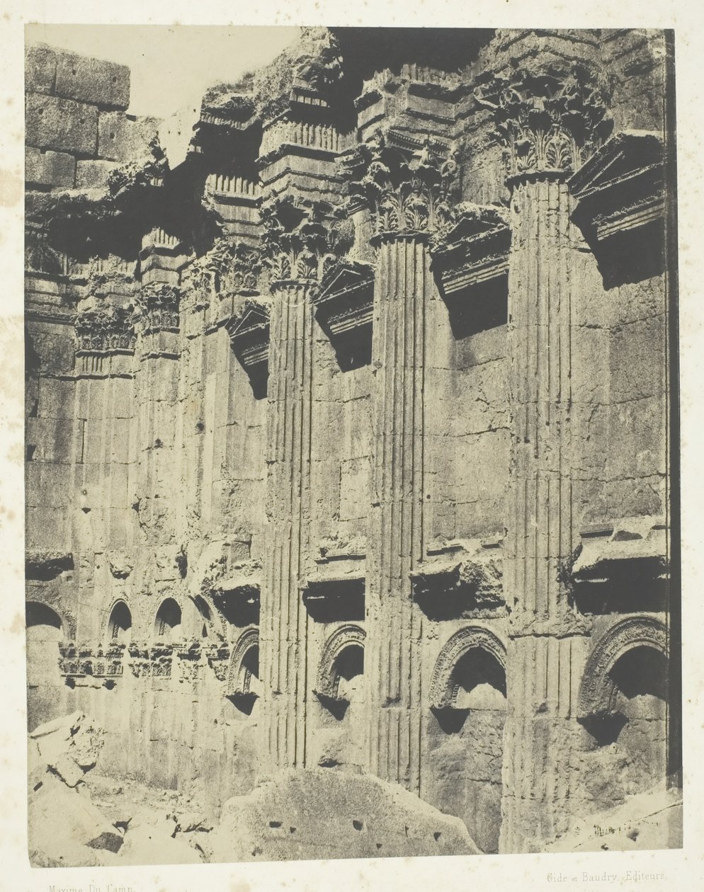Temple de Jupiter à Baalbeck Héliopolis, Intérieur du Naos, Syrie, 1849-51, imprimé 1852 - Maxime Du Camp